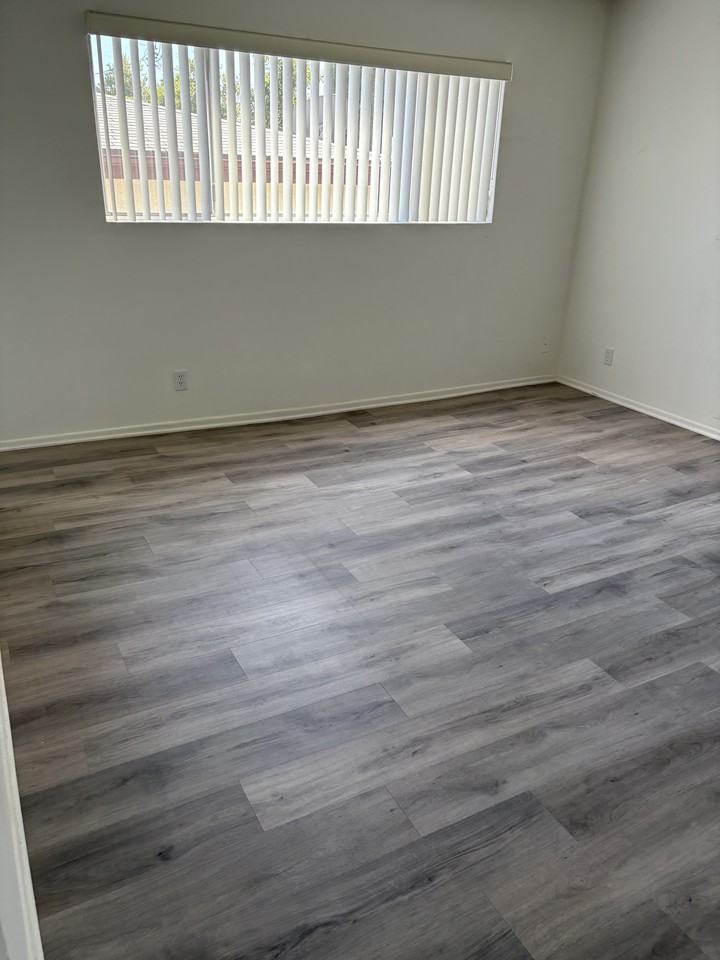 1825 Glendon Ave #1 - Photo 7 of 13