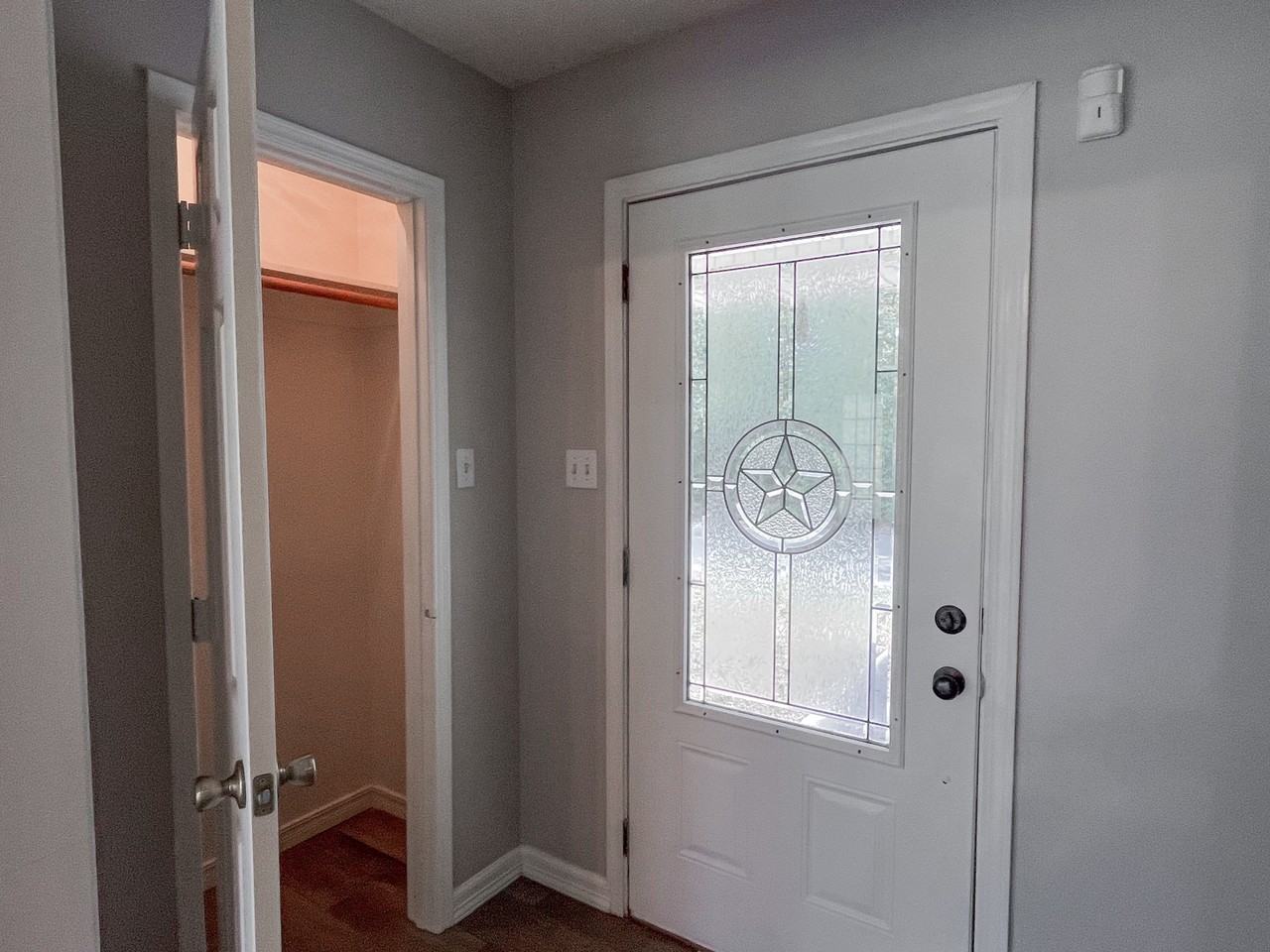 500 W Sunnyside Dr #NA - Photo 4 of 21