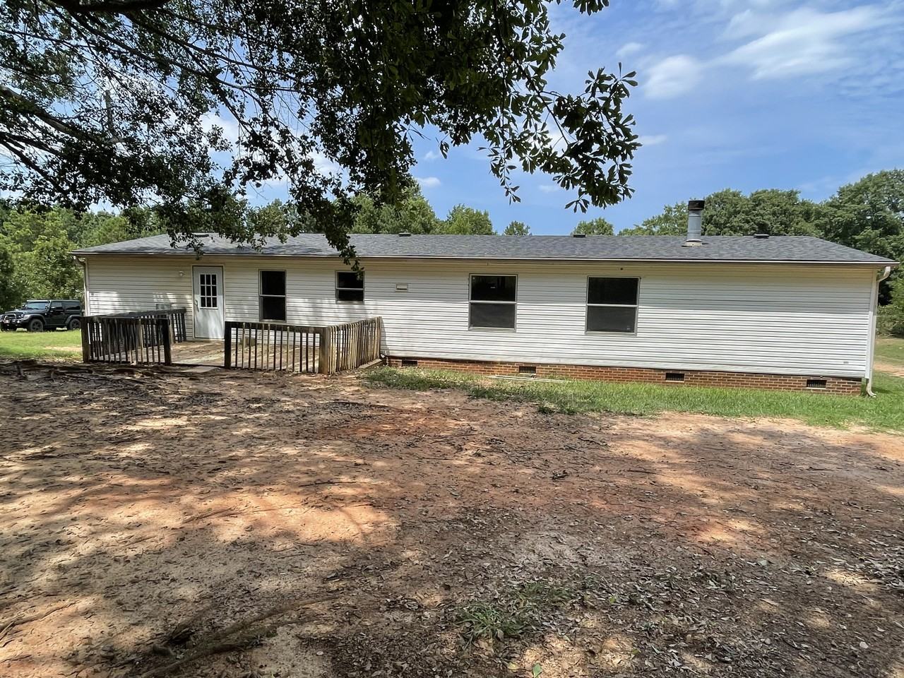 117 Oldfield Cir #NA - Photo 3 of 22