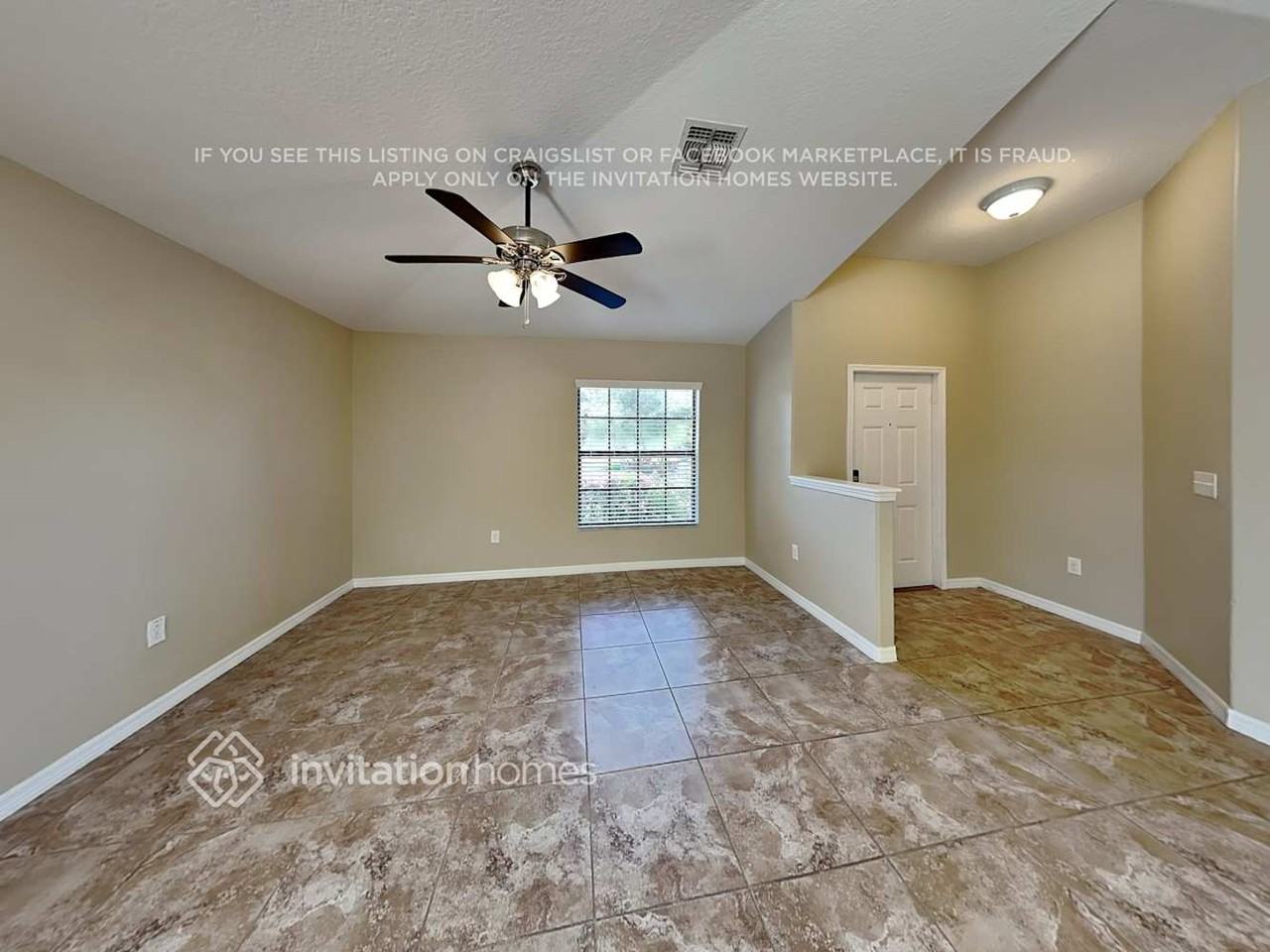 10216 Stedfast Ct - Photo 3 of 20