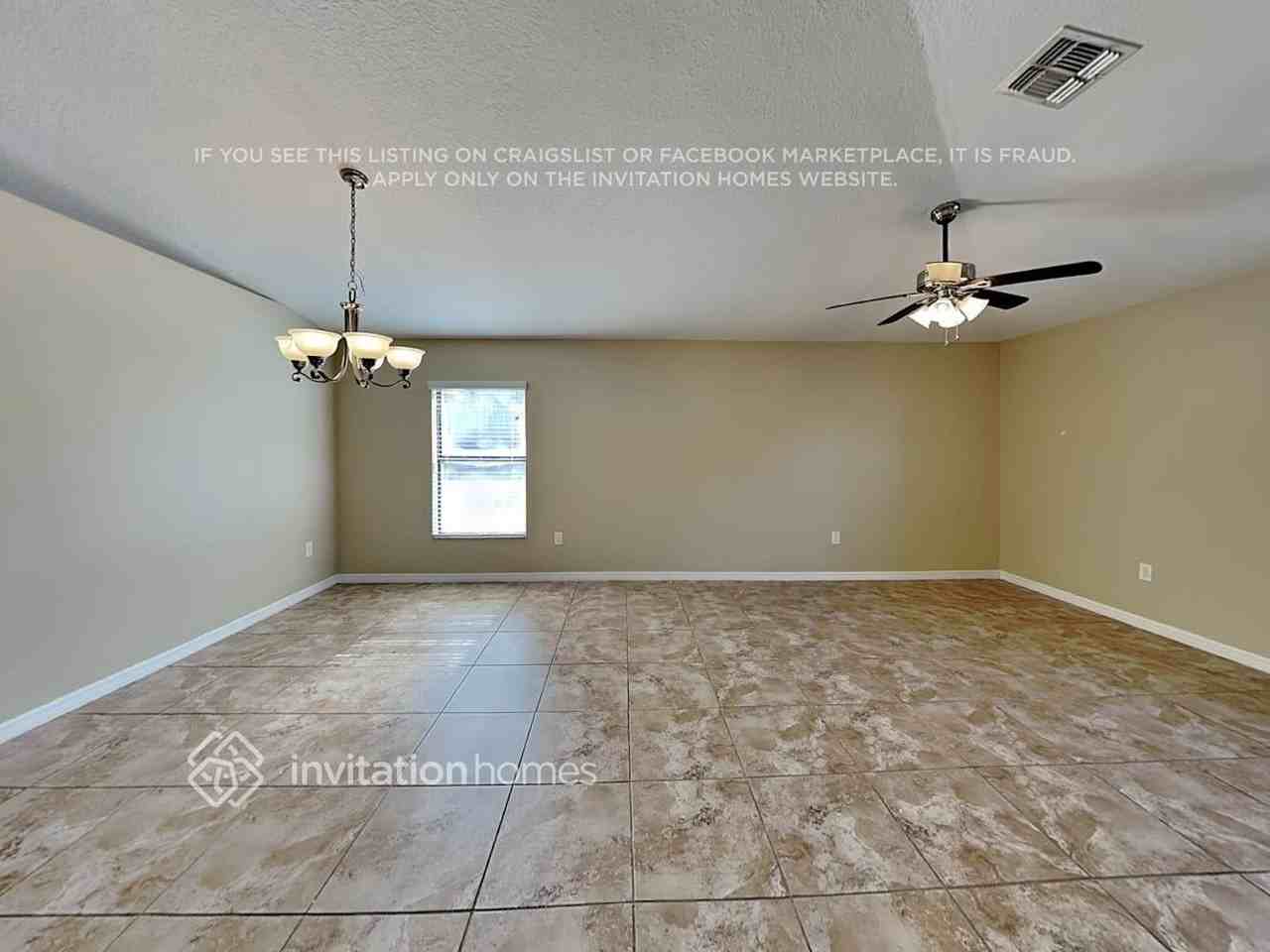 10216 Stedfast Ct - Photo 5 of 20