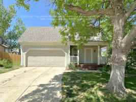 featured image of 12053 Ivanhoe Cir