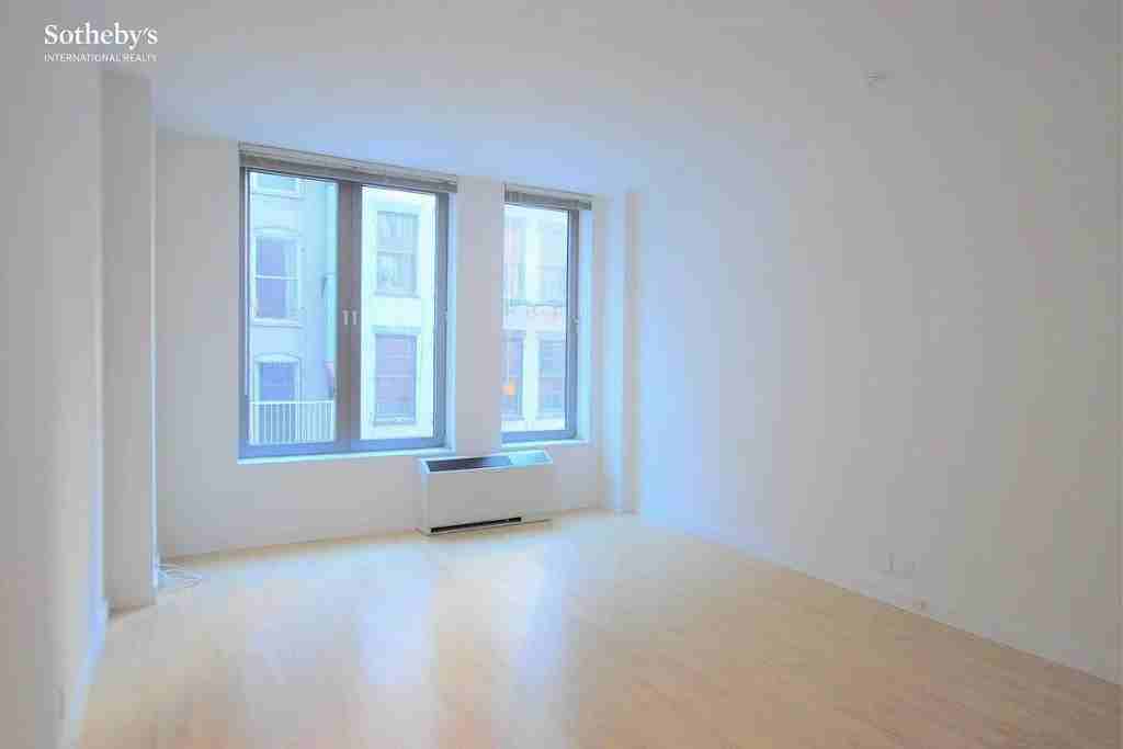 210 Lafayette St #3E