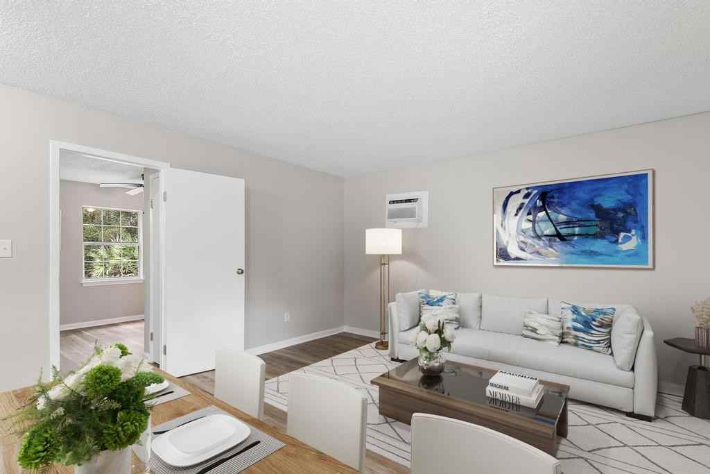 102 Cone St - Photo 6 of 10