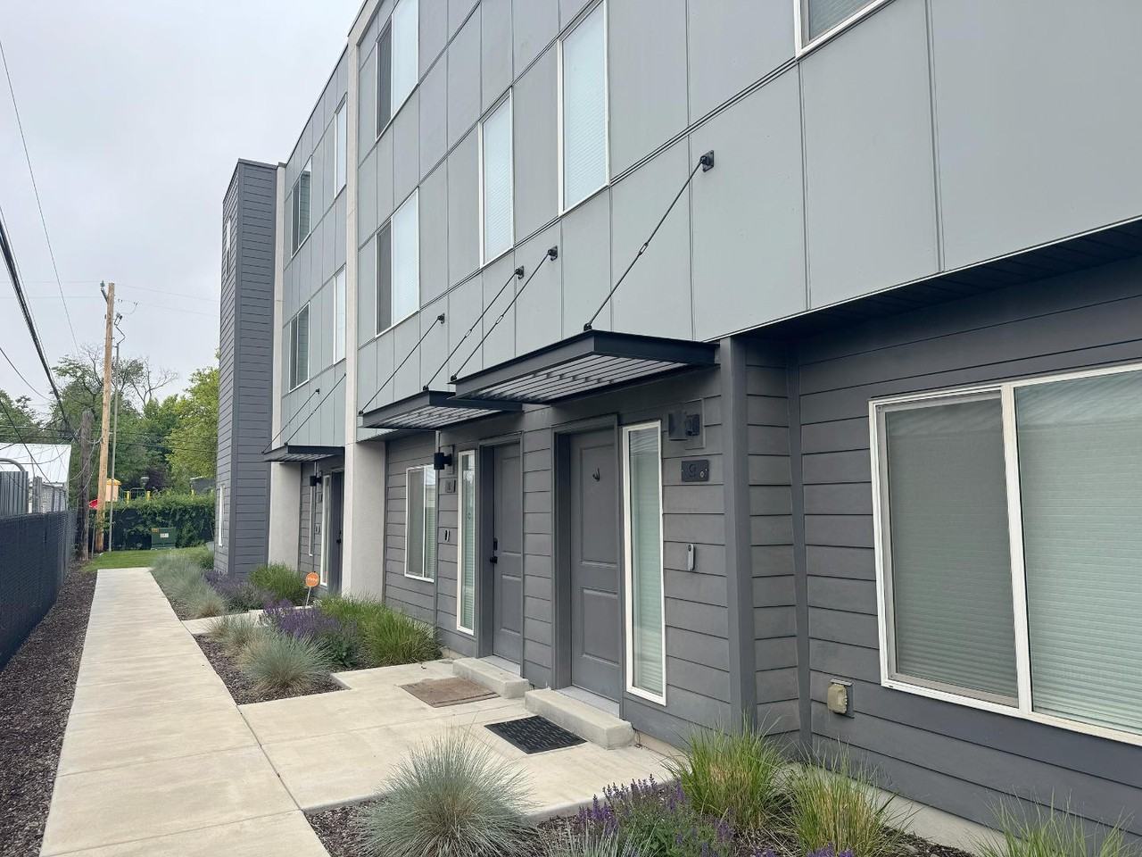 359 N 700 W - Photo 7 of 20