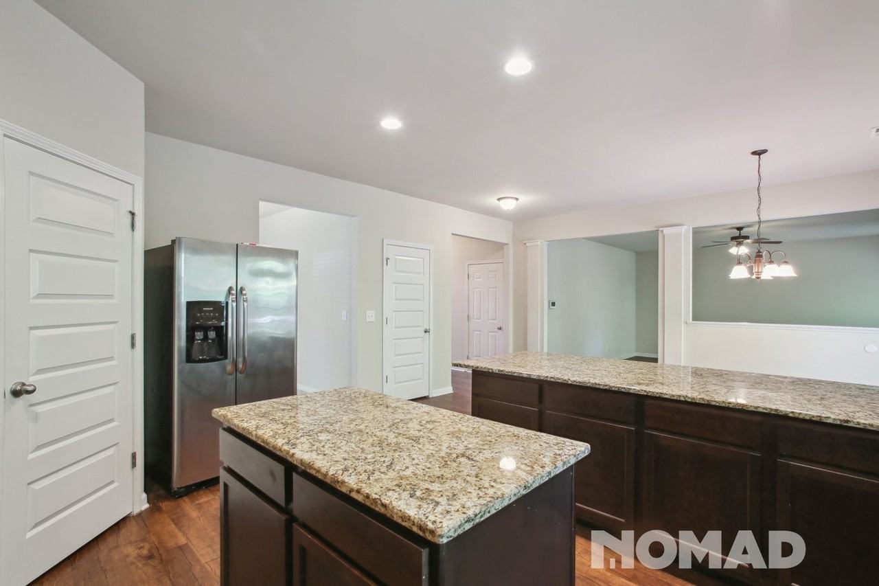 283 Bandelier Cir - Photo 5 of 30