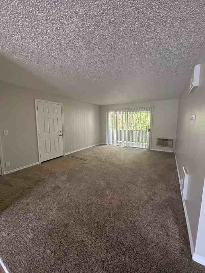 Beach Creek Resort Apartments - Photo 3 of 37