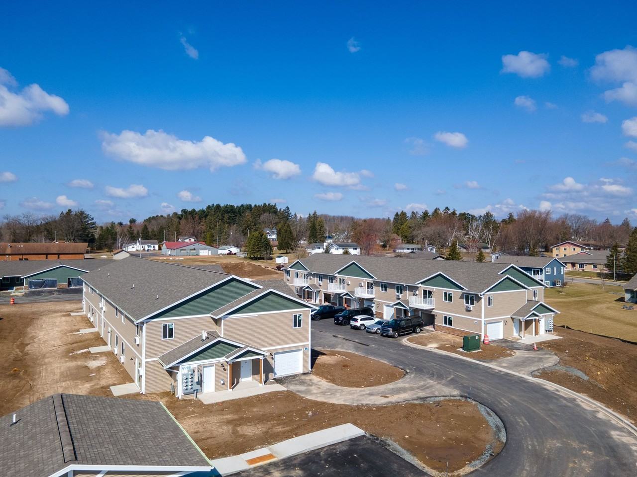 SCS Athens - Photo 5 of 50