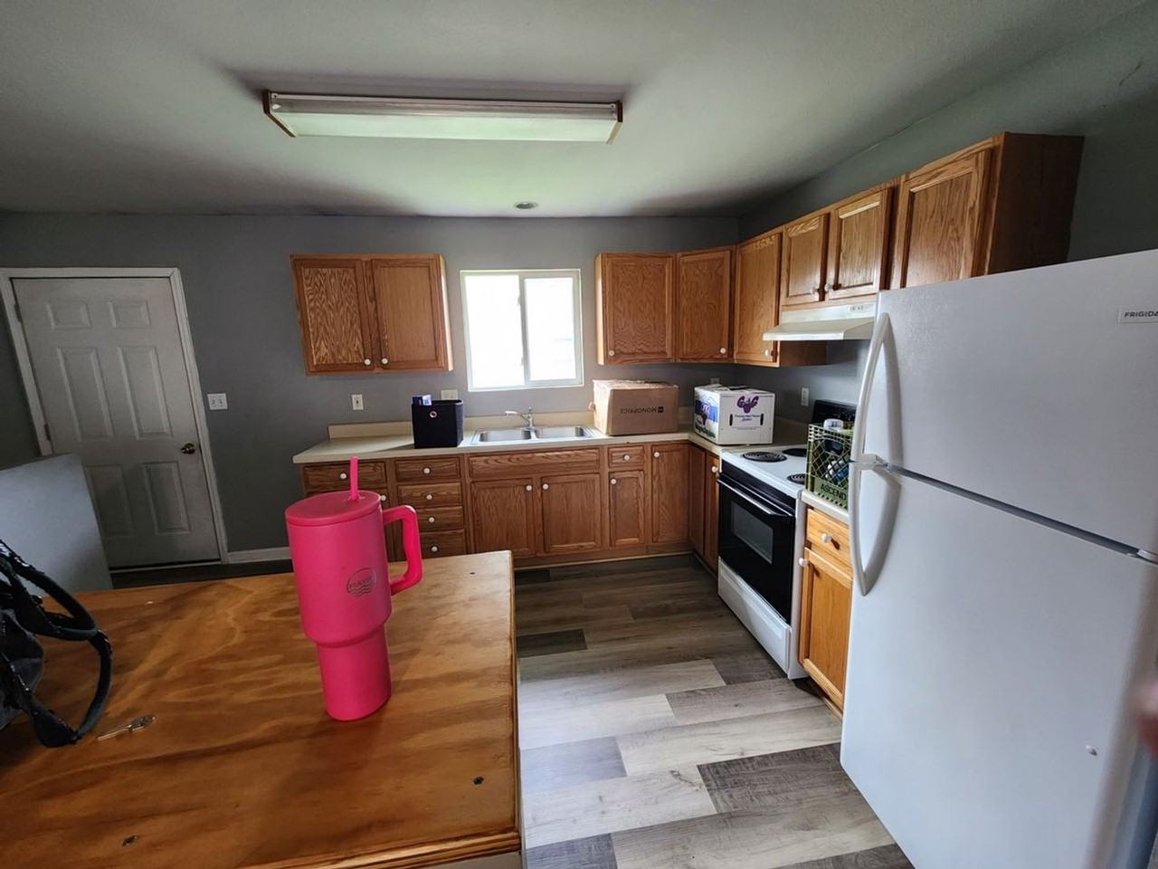 127 S Franklin Ave - Photo 4 of 6