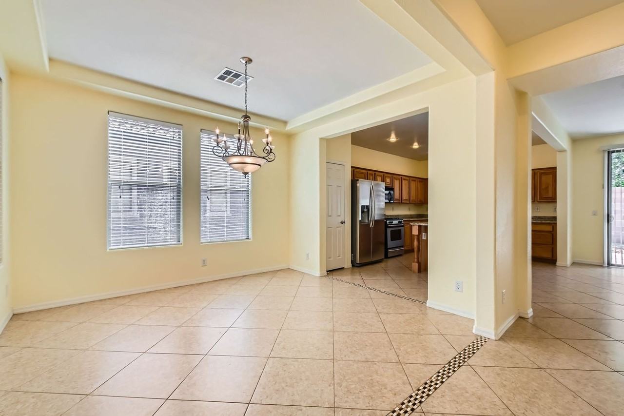 497 Via Stretto Ave - Photo 7 of 28