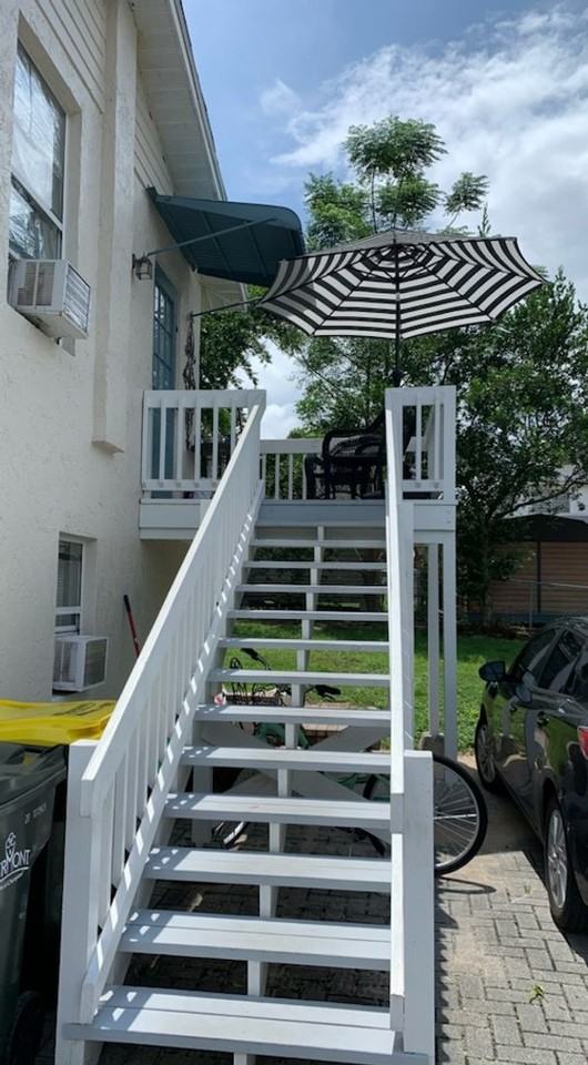 669 W Osceola St #B - Photo 3 of 8