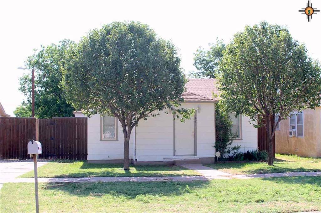1421 Ross St - Photo 2 of 32
