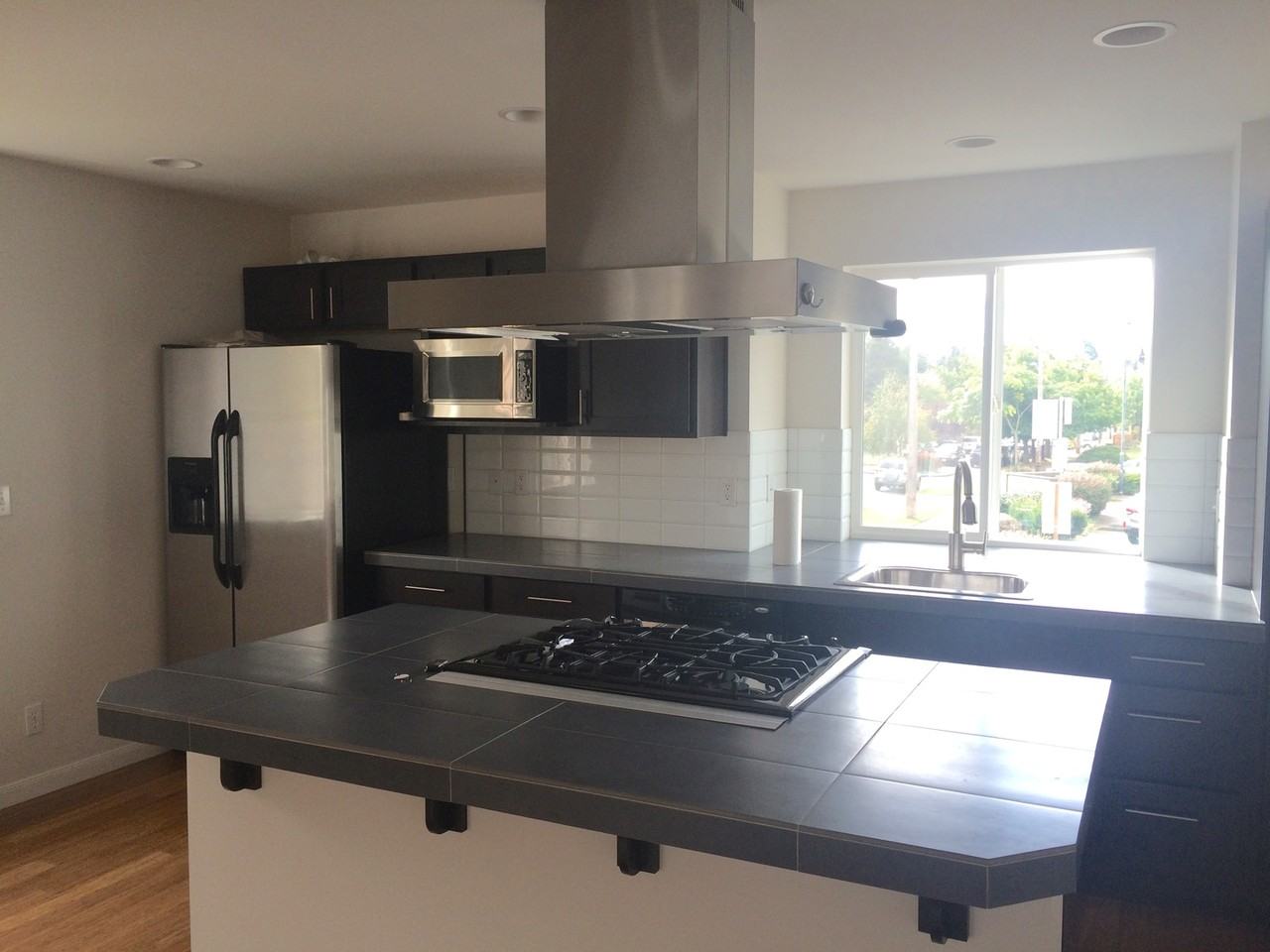 6321 9th Ave Ne - Photo 3 of 23