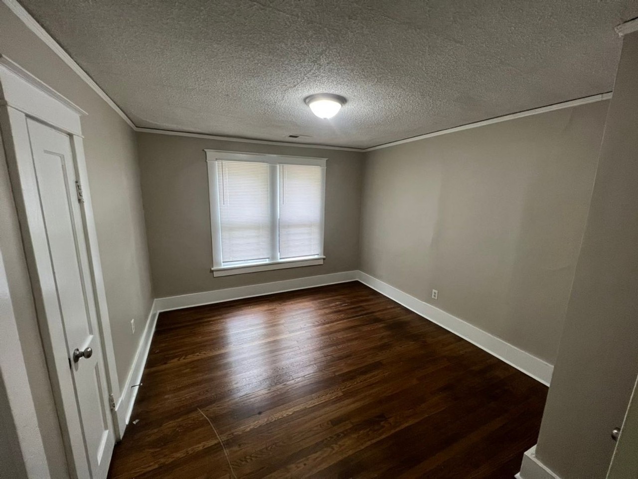 477 Marianna St - Photo 4 of 8
