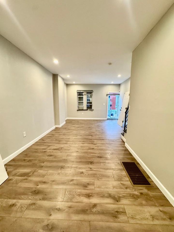 1715 N Bailey St - Photo 2 of 14