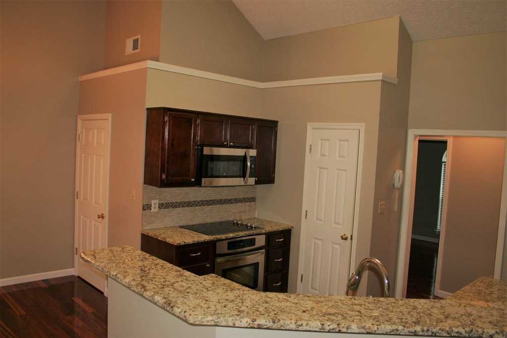 721 Sanders Bluff Rd - Photo 3 of 17