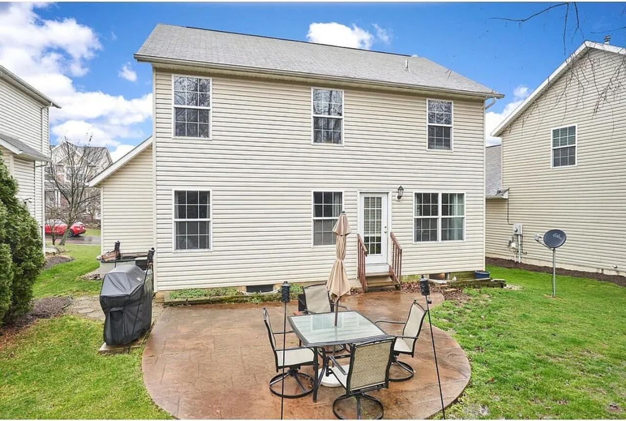 2478 Cedar Creek Ln - Photo 2 of 14