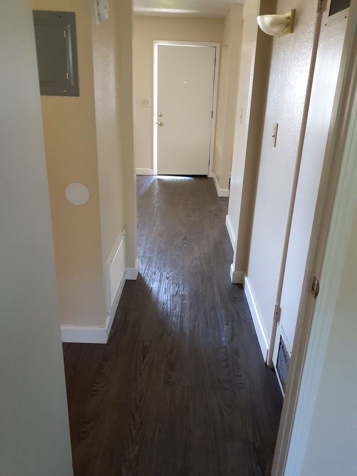 SEQUOIA GARDENS APTS - Photo 7 of 17