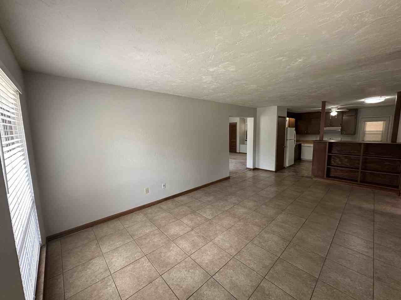 2084 Pats Pl - Photo 4 of 16