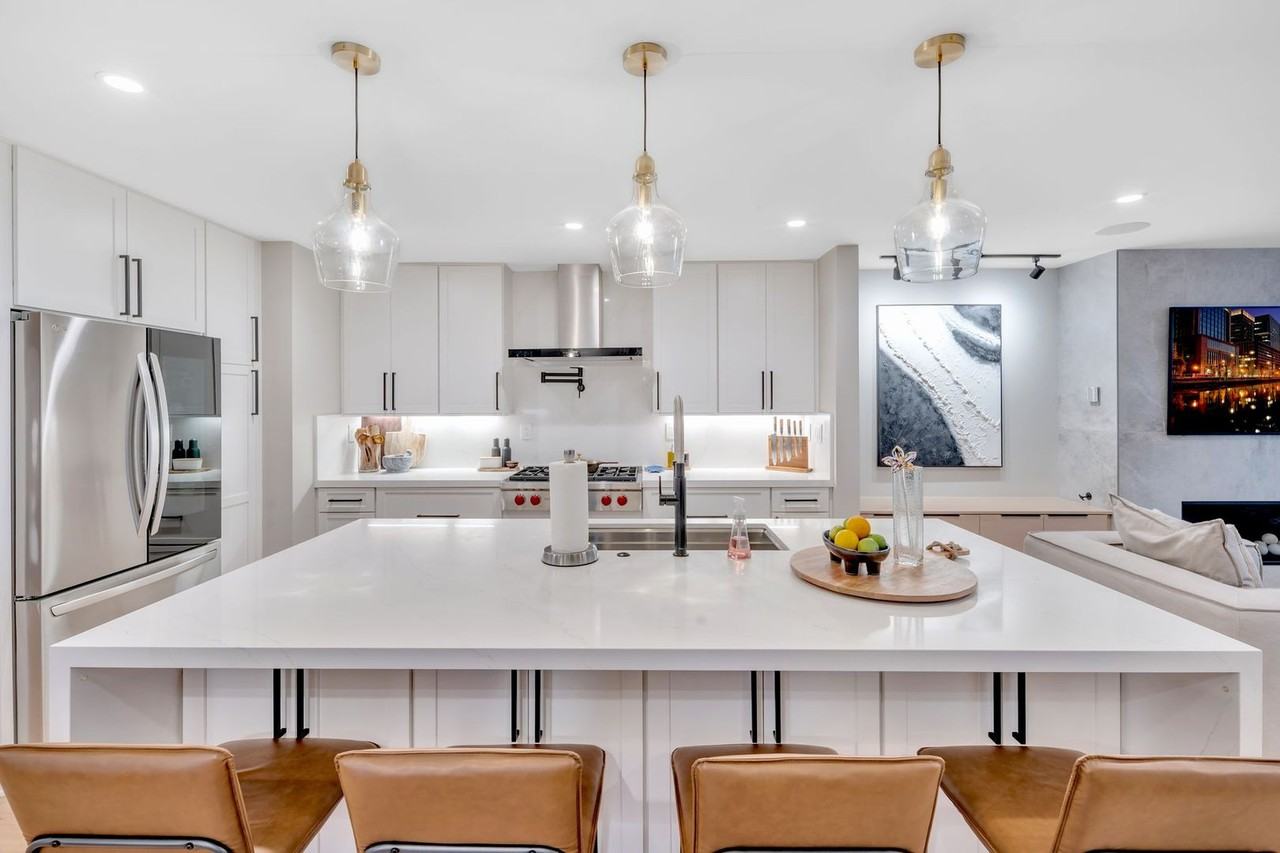 437 Alameda Boulevard - Photo 7 of 18