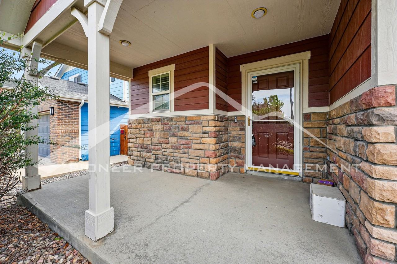 5568 Kalispell St - Photo 2 of 19