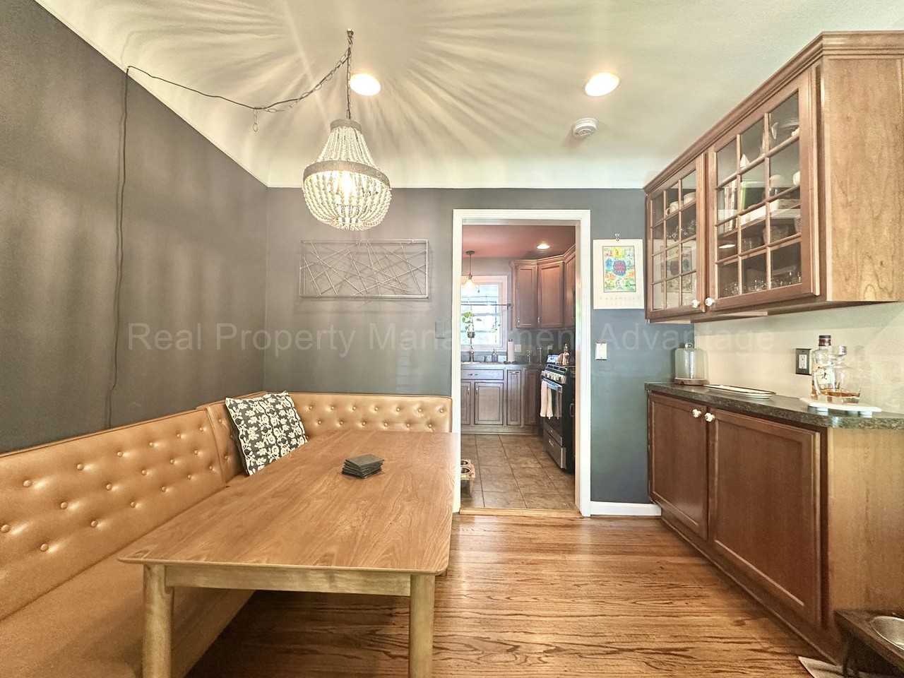 4327 Samoset Rd - Photo 7 of 26