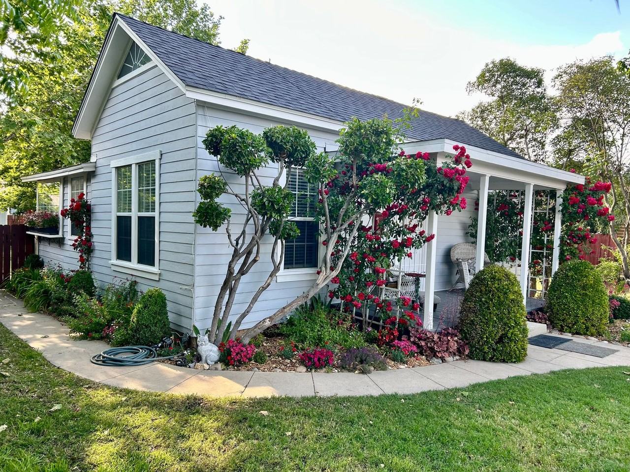 344 Woodworth Ave - Photo 2 of 22