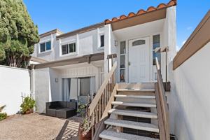 featured image of 719 Calle Camisa
