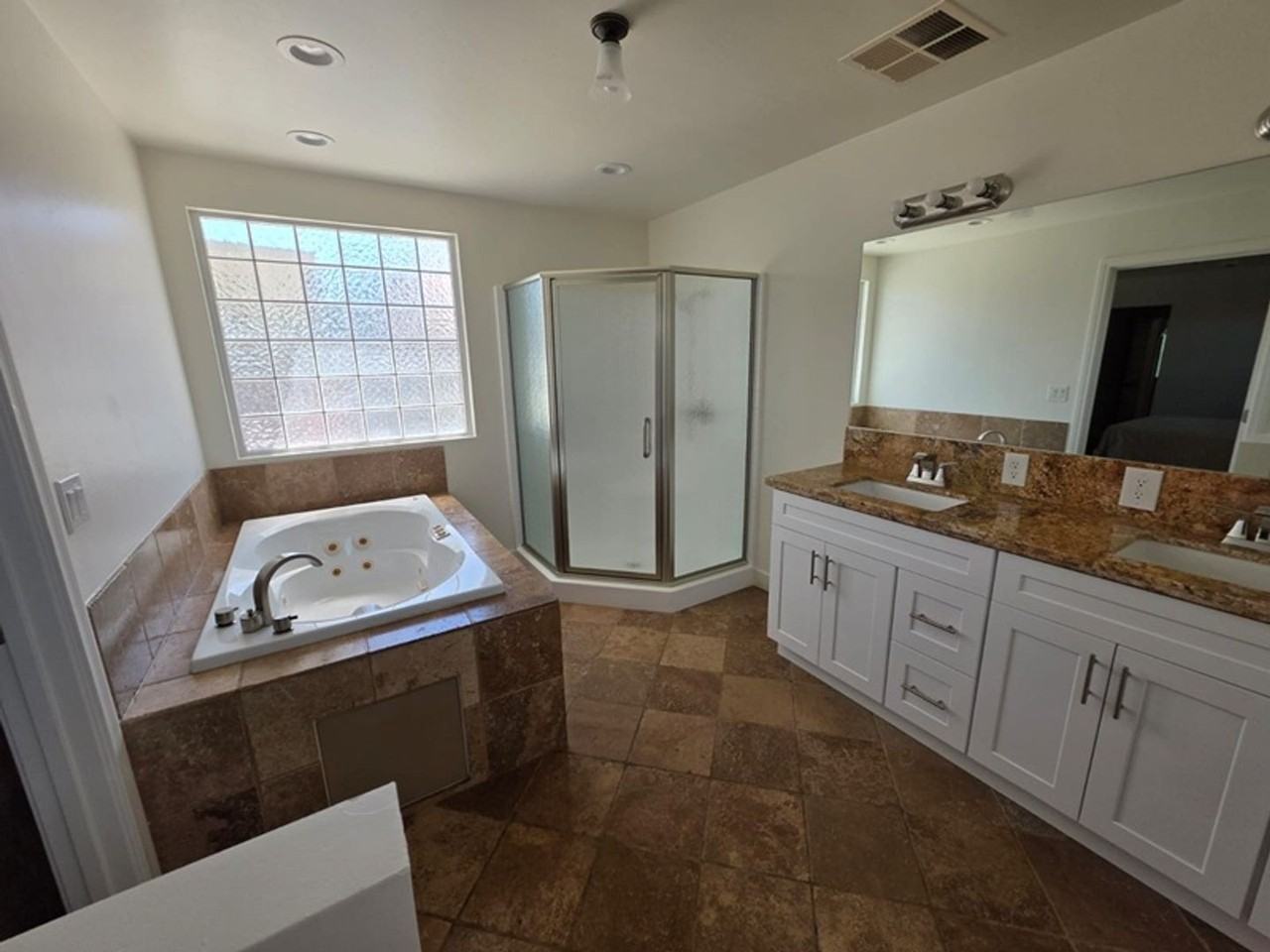 351 Cypress St - Photo 7 of 10