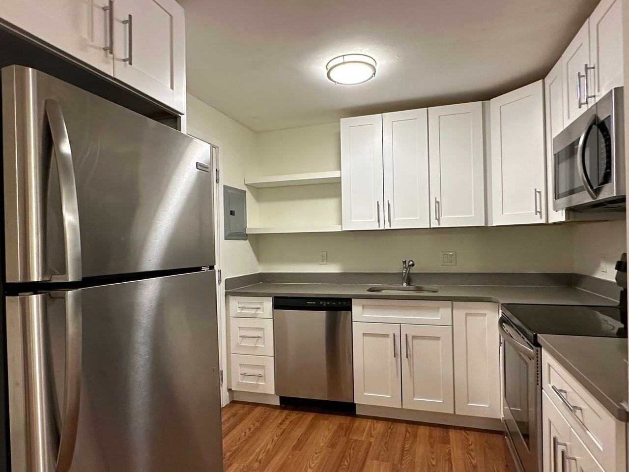 17 Embassy Road - Photo 7 of 28