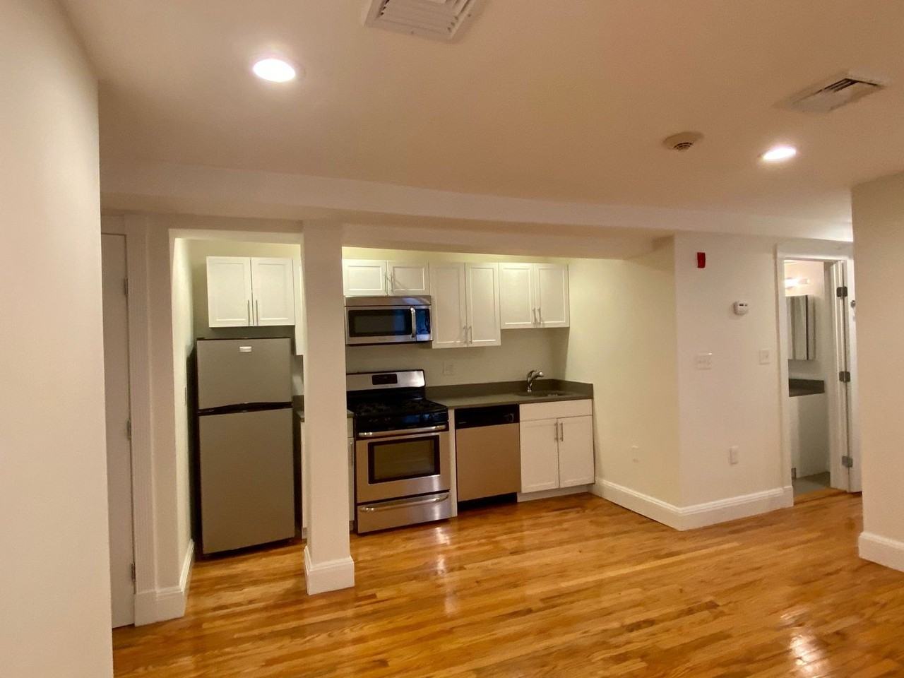 18 Brainerd Road - Photo 7 of 37