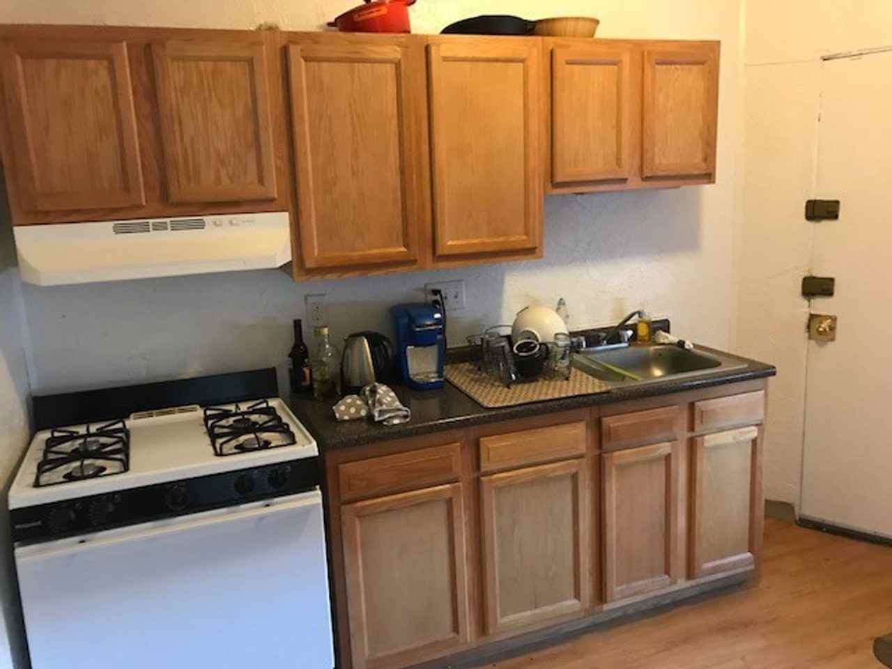 133 Englewood Ave - Photo 3 of 15