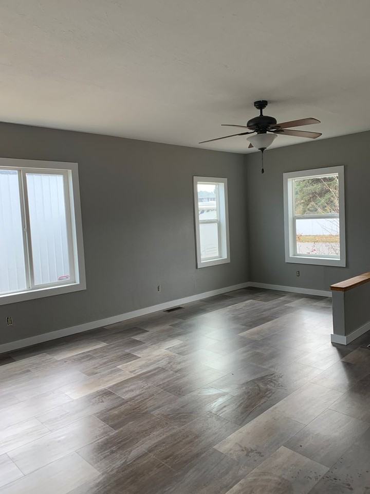 305 S Cedar St - Photo 3 of 21