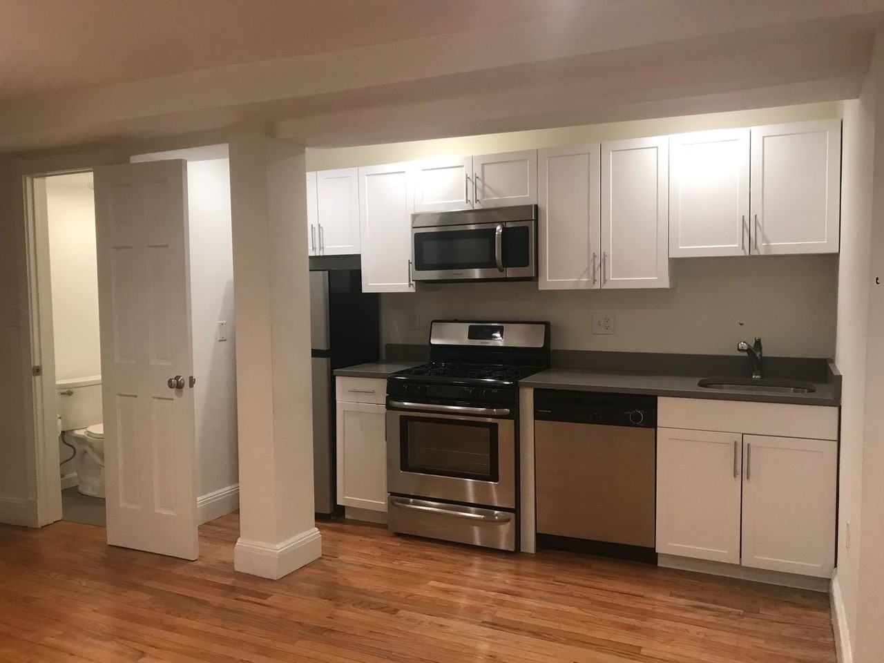 10 Brainerd Rd - Photo 3 of 10
