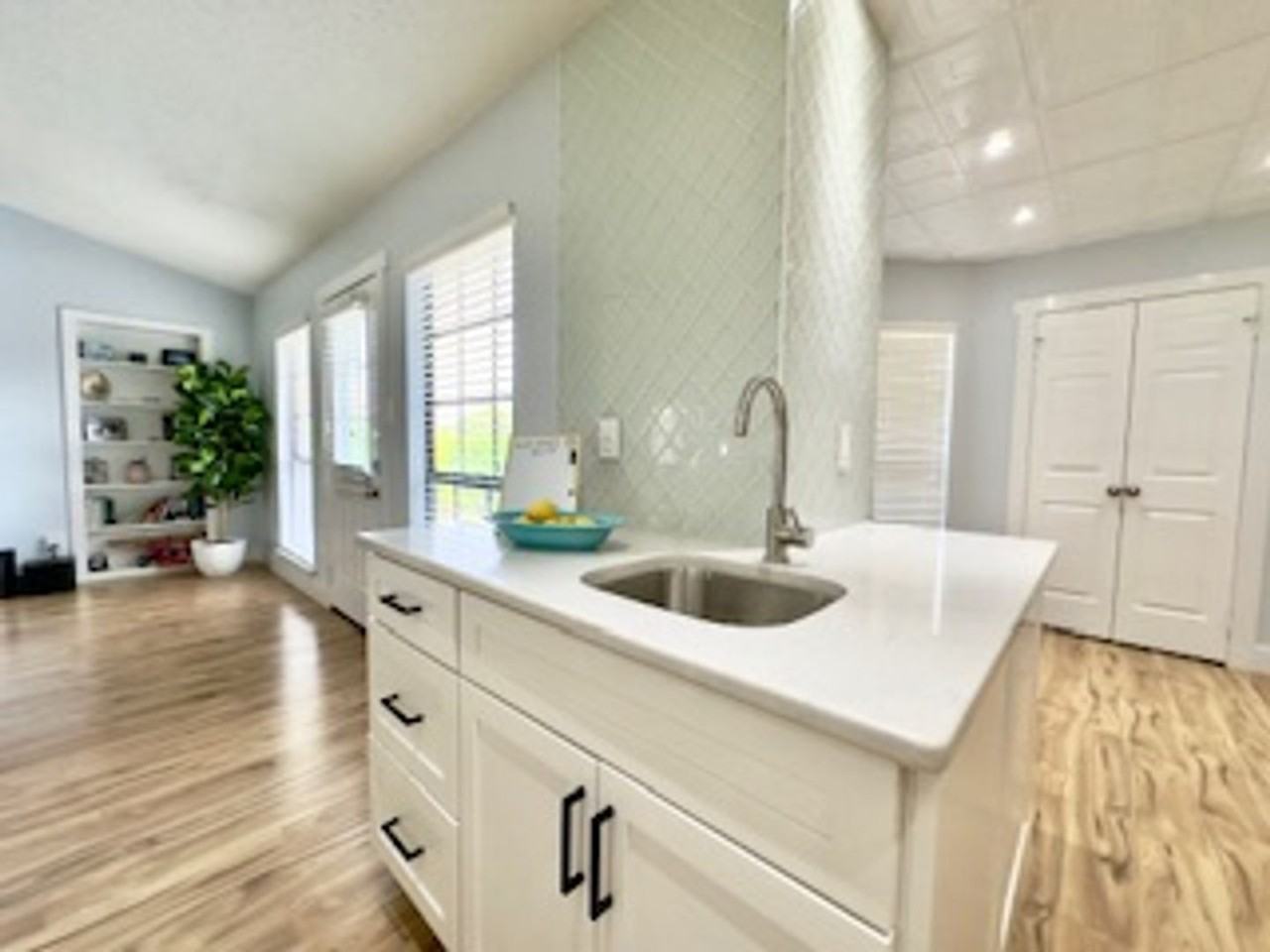 4633 Archer Dr - Photo 2 of 31