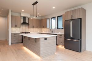 featured image of 26 Nw Mccann Ave #3