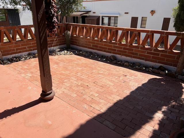 102 S Paseo Quinta - Photo 2 of 14