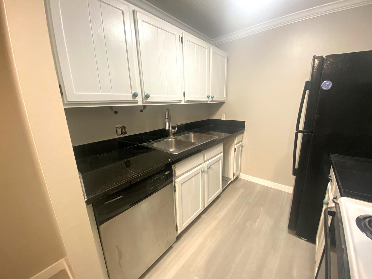 2270 E St #3A - Photo 4 of 12