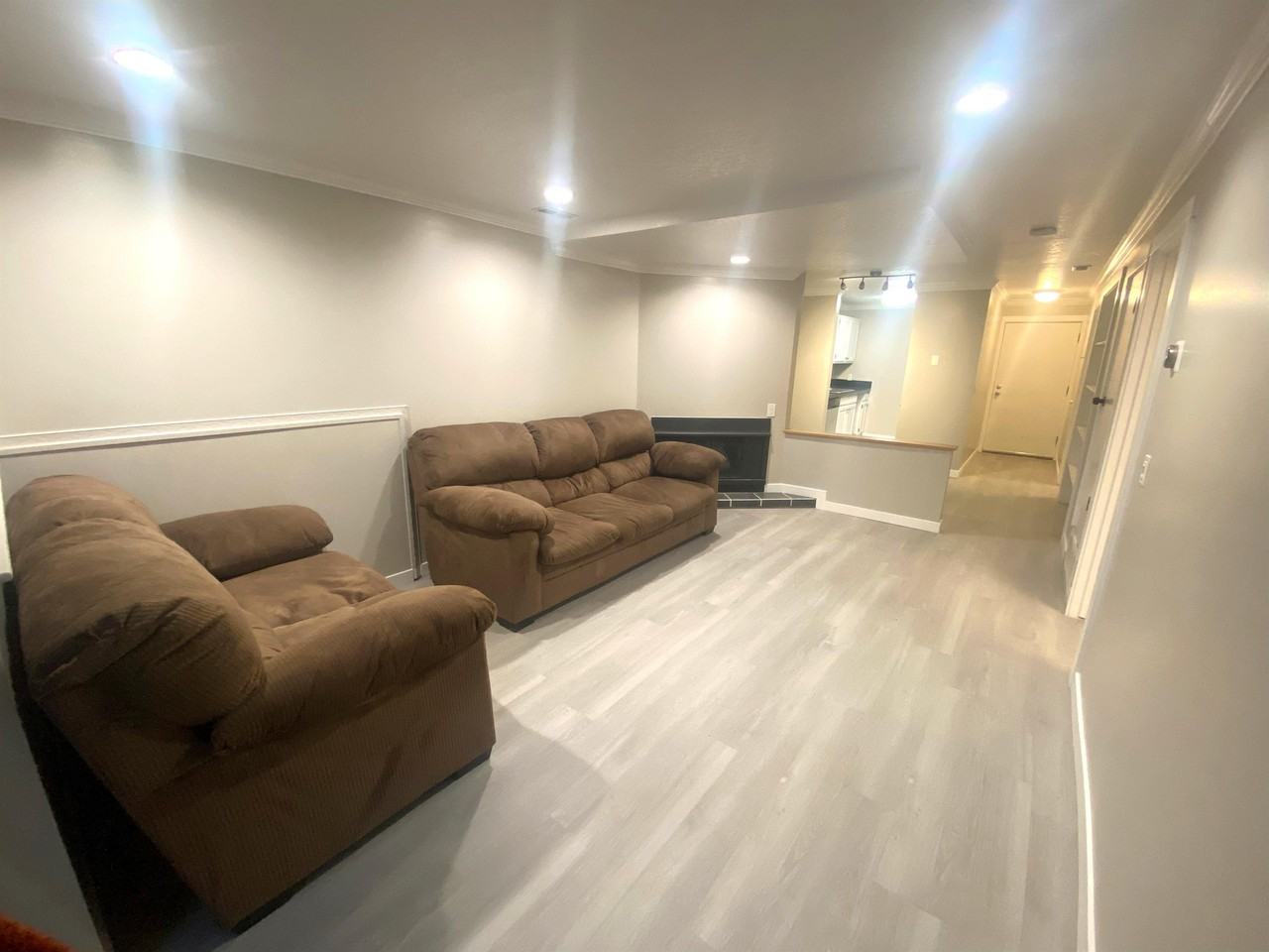 2270 E St #3A - Photo 3 of 12