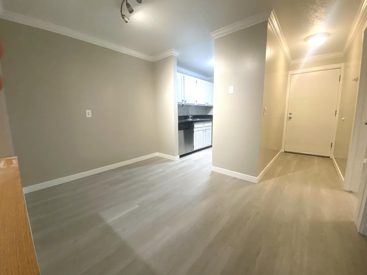 2270 E St #3A - Photo 5 of 12