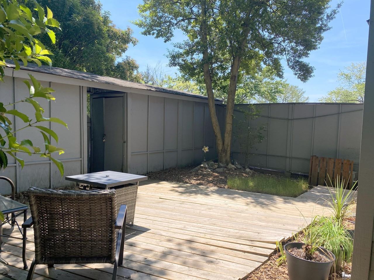 56 Woodlake Dr #1 - Photo 3 of 24