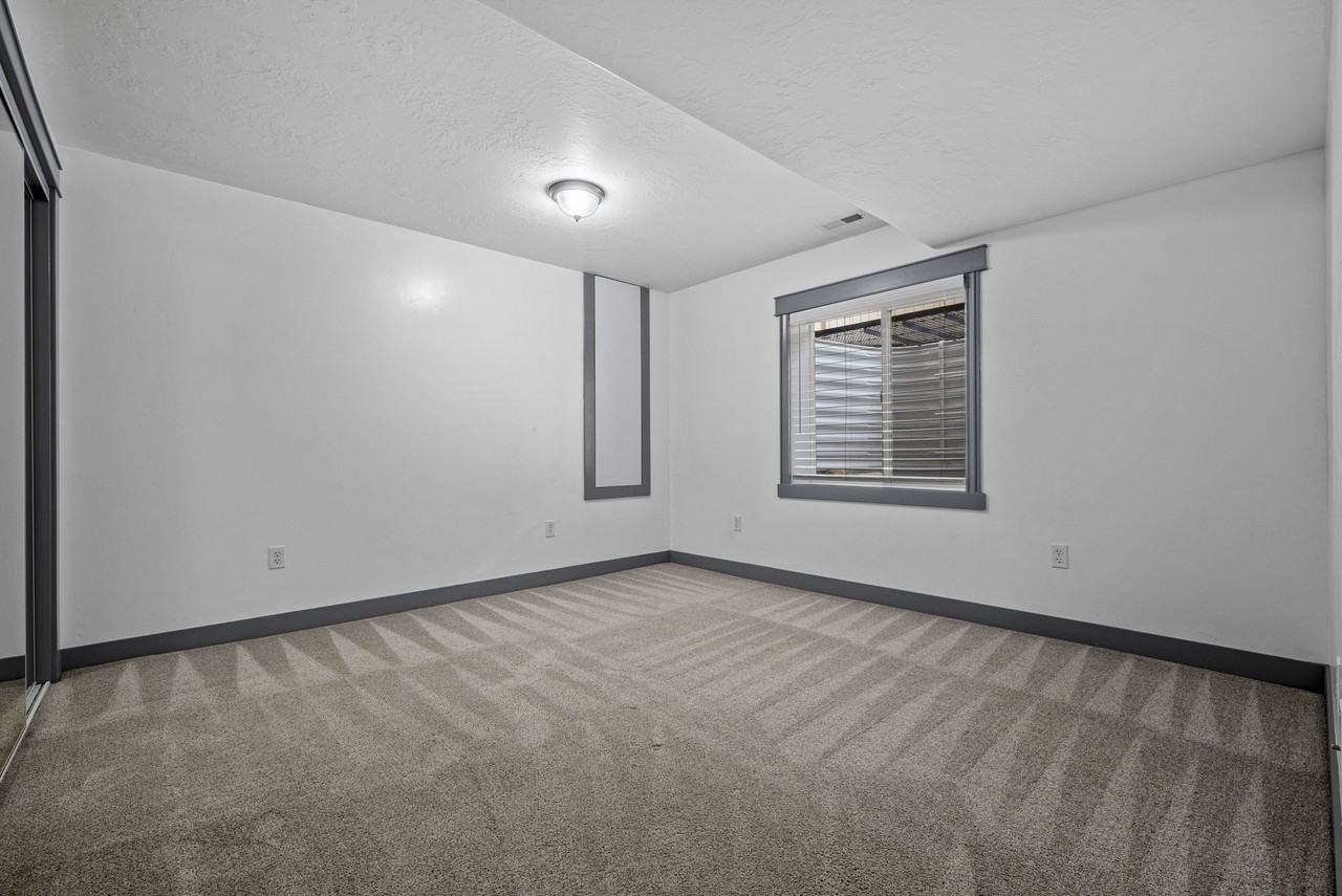 475 Eastsouth - Photo 2 of 36