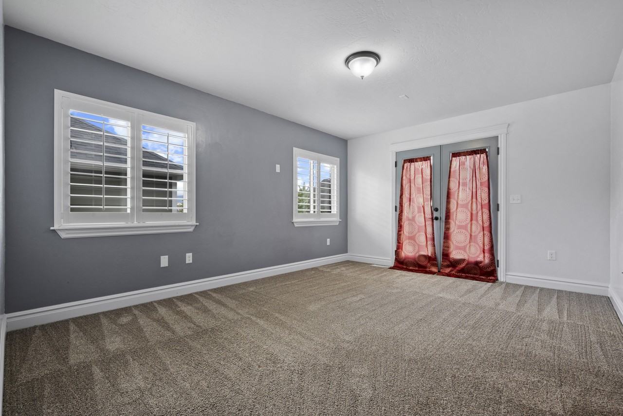 475 Eastsouth - Photo 4 of 36