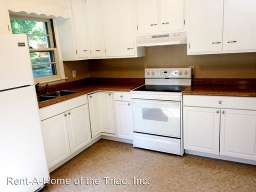 1716 Pichard St - Photo 3 of 7