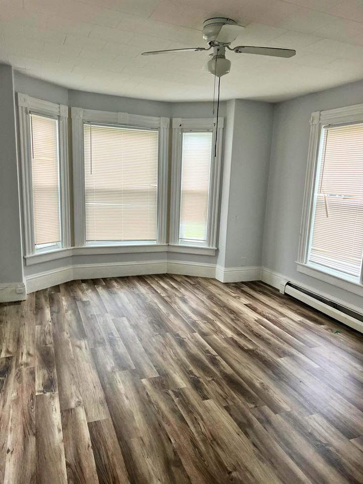 65 Bosworth St #1 - Photo 2 of 7