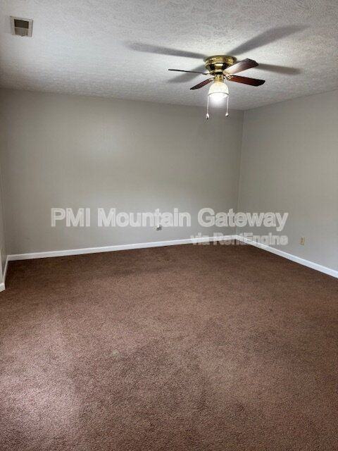 100 Fieldale Rd - Photo 2 of 13