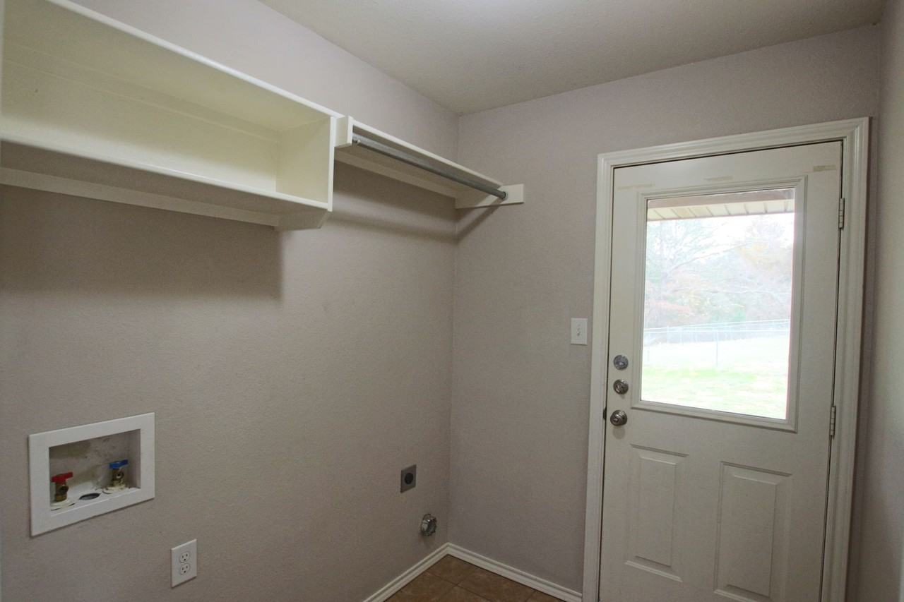 17074 Sentinel Ln - Photo 6 of 15