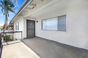 featured image of 2352 Leroy St