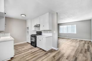 El Royale Apartments - Photo 1 of 1