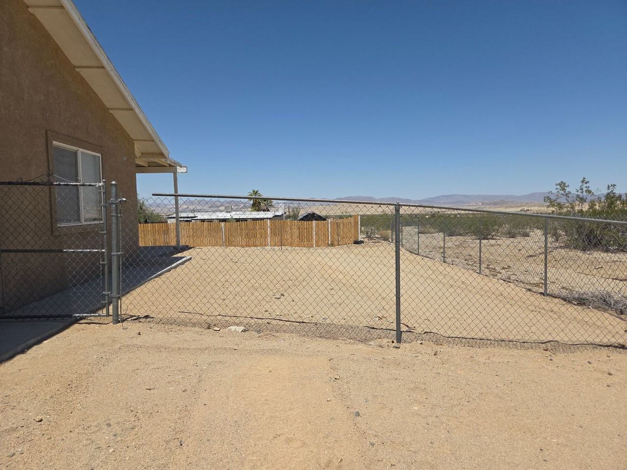 74994 Serrano Dr - Photo 2 of 15
